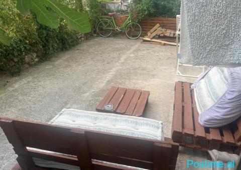 Kerkoje nje goce per ndarje shtepie me qera - 2/3