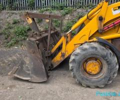Fadrom jcb