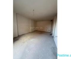 SHITET APARTAMENT 3+1+2+POST PARKIMI TEK METROPOLITAN RESIDE