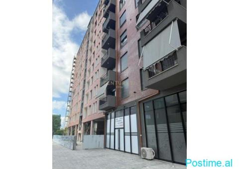 SHITET APARTAMENT 2+1+2 NE RRUGEN 5 MAJI - 1/4