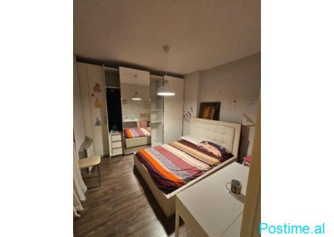 Jepet me qira Apartament 3+1+2 + Post Parkimi pranë Liqenit - 3/4