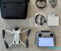 DJI Mini 4 Pro Fly More Combo + RC2 + 3 Bateri – 5 Orë Flutu