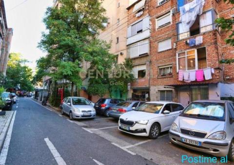 Jepet me qera Apartament te Myslym Shyri - 2/9