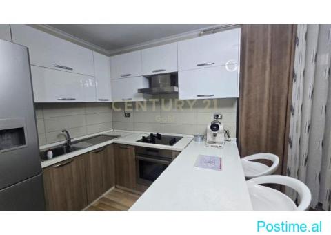 Jepet me qera Apartament te Myslym Shyri - 5/9