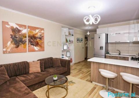 Jepet me qera Apartament te Myslym Shyri - 7/9