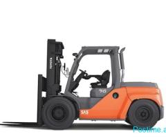Forklift (Pirun Ngrites) me Naft Toyota 7.0 ton 8FD70F
