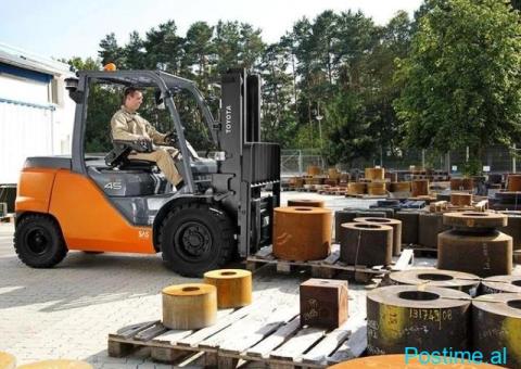 Forklift (Pirun ngrites) me Gaz Toyota 4.0 ton 8FG40F - 2/3