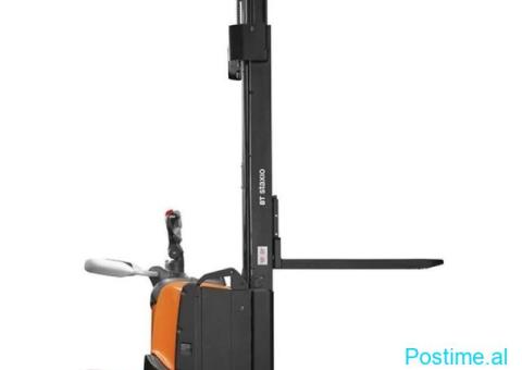 Transpaleta elektrike Toyota me platforme Stacker SPE120L - 2/7