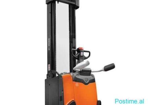 Transpaleta elektrike Toyota me platforme Stacker SPE120L - 6/7