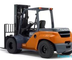 Forklift (Pirun ngrites) me NaftToyota 8.0 ton 8FD80F