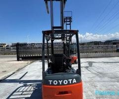 Forklift (Pirun Ngrites) Elektrik Toyota 1.6 ton 8FBE16T