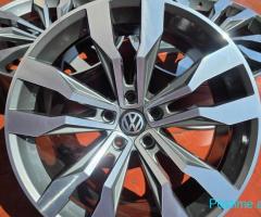 DISQE VW TIGUAN R19 ORGJINAL