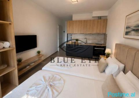 JEPET ME QIRA VJETORE – 1+1 NË GOLEM, MIAMI BEACH - 2/5