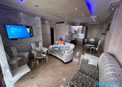JEPET APARTAMENT 2+1 ME QERA 'DURRES' 500 EURO