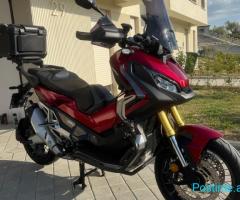 Honda X-ADV 750 DCT 2019 | Akull i Ri | 950.000 Lekë