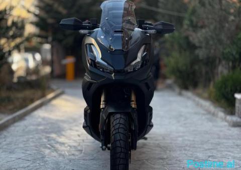 Honda Adv350 - 1/5