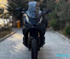 Honda Adv350