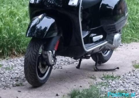 Vespa GTS125 - 2/2