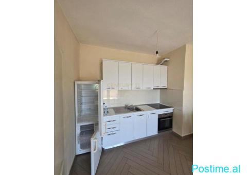 0698244160 Apartament 1+1 Në Shitje në Qendra e Durrësit - 1 - 3/9