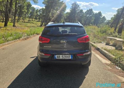 KIA SPORTAGE R - 6/10