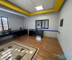 Jepet me qira ambient biznesi Rruga Bardhyl
