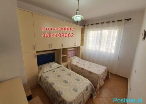 Jepet me QERA apartament 2+1 në Plazhin e Durrësit - 8/10