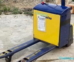 traspalet me bateri komatsu