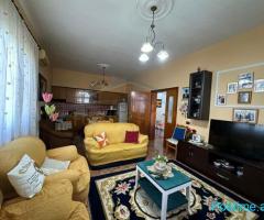 0696044407 Shtepi private per shitje, Lgj.10,Durres