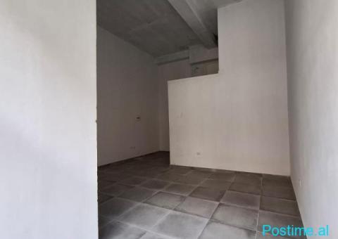 📍 JEPET ME QERA AMBIENT KOMERCIAL – RRUGA E DURRËSIT, TIRAN - 5/7