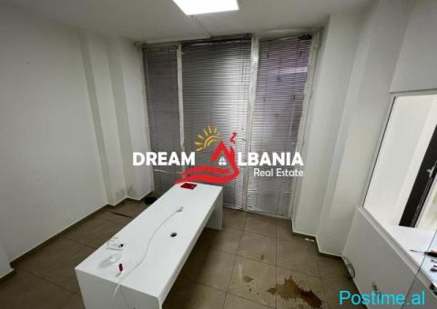 Zyre me qera tek Komuna e Parisit (ID 4261903) - 3/8