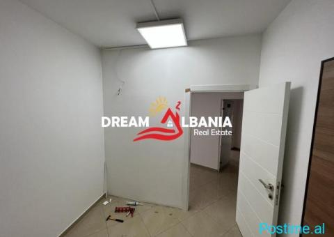 Zyre me qera tek Komuna e Parisit (ID 4261903) - 4/8
