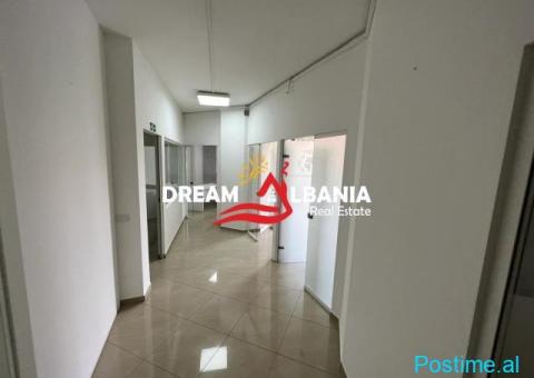 Zyre me qera tek Komuna e Parisit (ID 4261903) - 6/8