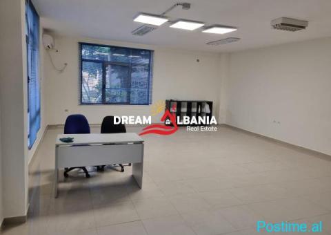 Jepet me qera ambient zyre prane Liqenit te Thate, rruga Edu - 1/3