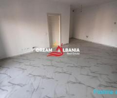 Ambjent me qera 2+1+2+Parkim tek Myslym Shyri(ID 42215012)