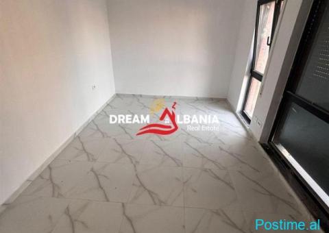 Ambjent me qera 2+1+2+Parkim tek Myslym Shyri(ID 42215012) - 5/9
