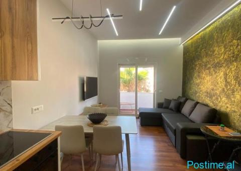JEPET ME QERA APARTAMENT 2+1+2 NE BULEVARDIN KRYESOR, DURRES - 1/10