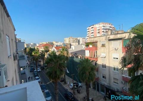 JEPET ME QERA APARTAMENT 2+1+2 NE BULEVARDIN KRYESOR, DURRES - 4/10