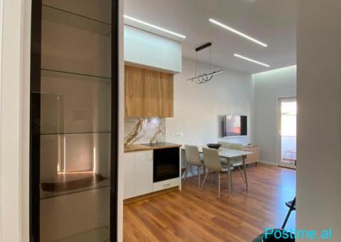 JEPET ME QERA APARTAMENT 2+1+2 NE BULEVARDIN KRYESOR, DURRES - 6/10