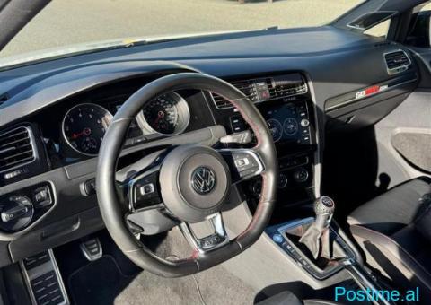 2019 Volkswagen Golf GTI - 3/8