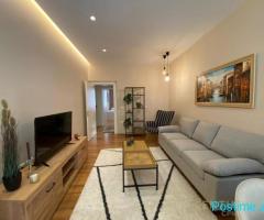 Apartament 2+1 Me Qira në Ish Blloku, Tiranë - 1300€ | 78 m²