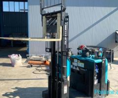 Traspalet elektrike 1 ton