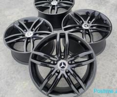 Disqe Mercedes Benz origjinal 17 te gjere mbrapa