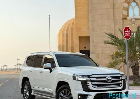 Toyota Land Cruiser VXR - 1/10