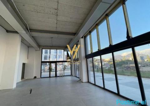 JEPET AMBIENT BIZNESI 120 M2 TE BULEVARDI I RI 1.500 EURO - 3/3