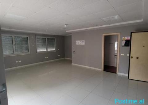 ZYRE ME QERA 210 M2 BLLOK 3700 EURO - 2/6