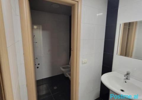 ZYRE ME QERA 210 M2 BLLOK 3700 EURO - 4/6