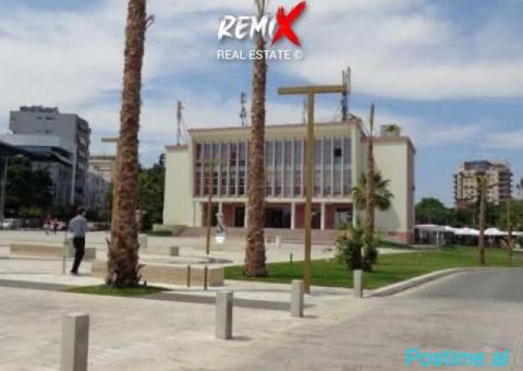 AMBIENT BIZNESI PËR SHITJE – QENDËR DURRËS - 2/2
