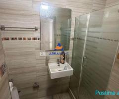 JEPET ME QERA AMBIENT BIZNESI/ZYRASH'TE 21 DHJETORI 100M2' 1