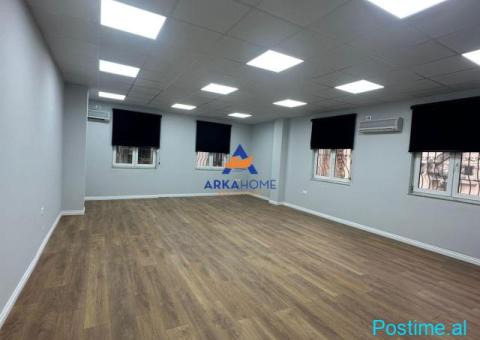 JEPET ME QERA AMBIENT ZYRE 68M2 'NE QENDER TE TIRANES' 9500 - 1/6