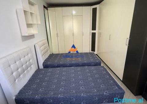 JEPET APARTAMENT ME QERA 2+1+BALLKON 'VASIL SHANTO' 70.000 L - 1/6
